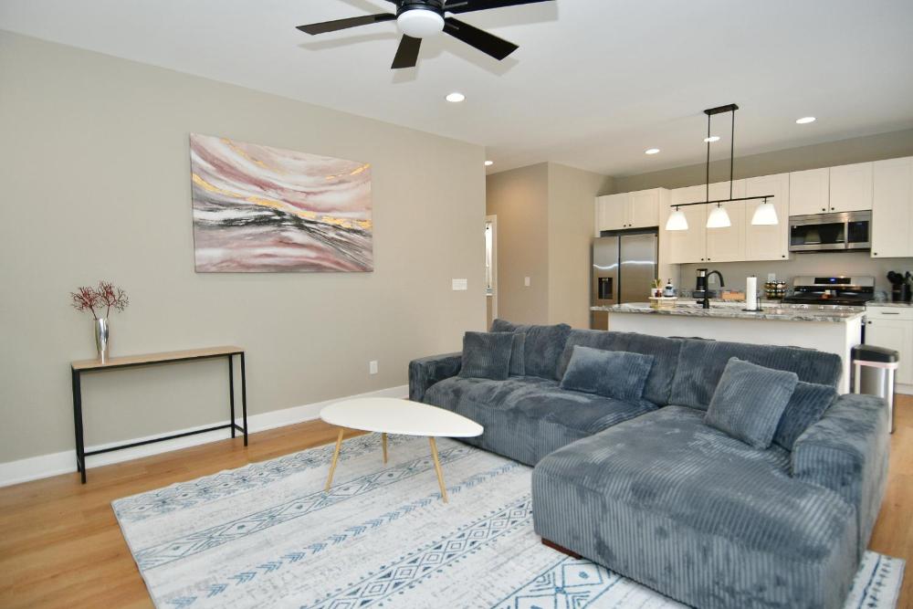 Charming Modern Duplex well located near Broad Ripple